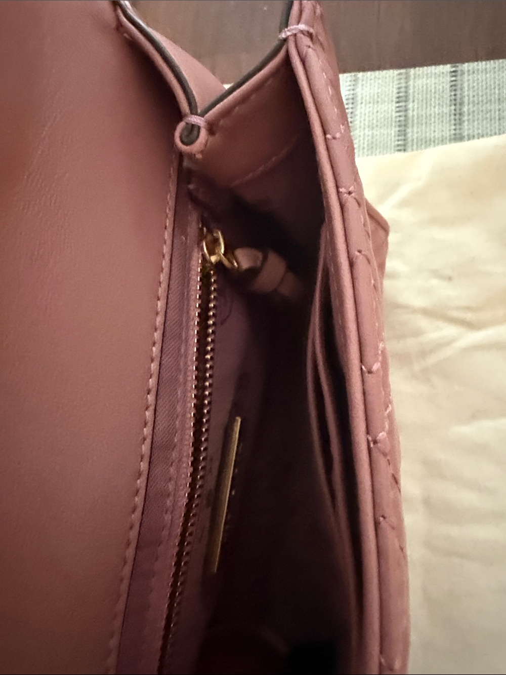 Tory Burch Dusty Mauve Quilted Leather Crossbody with Tassel - Picture 4 of 5